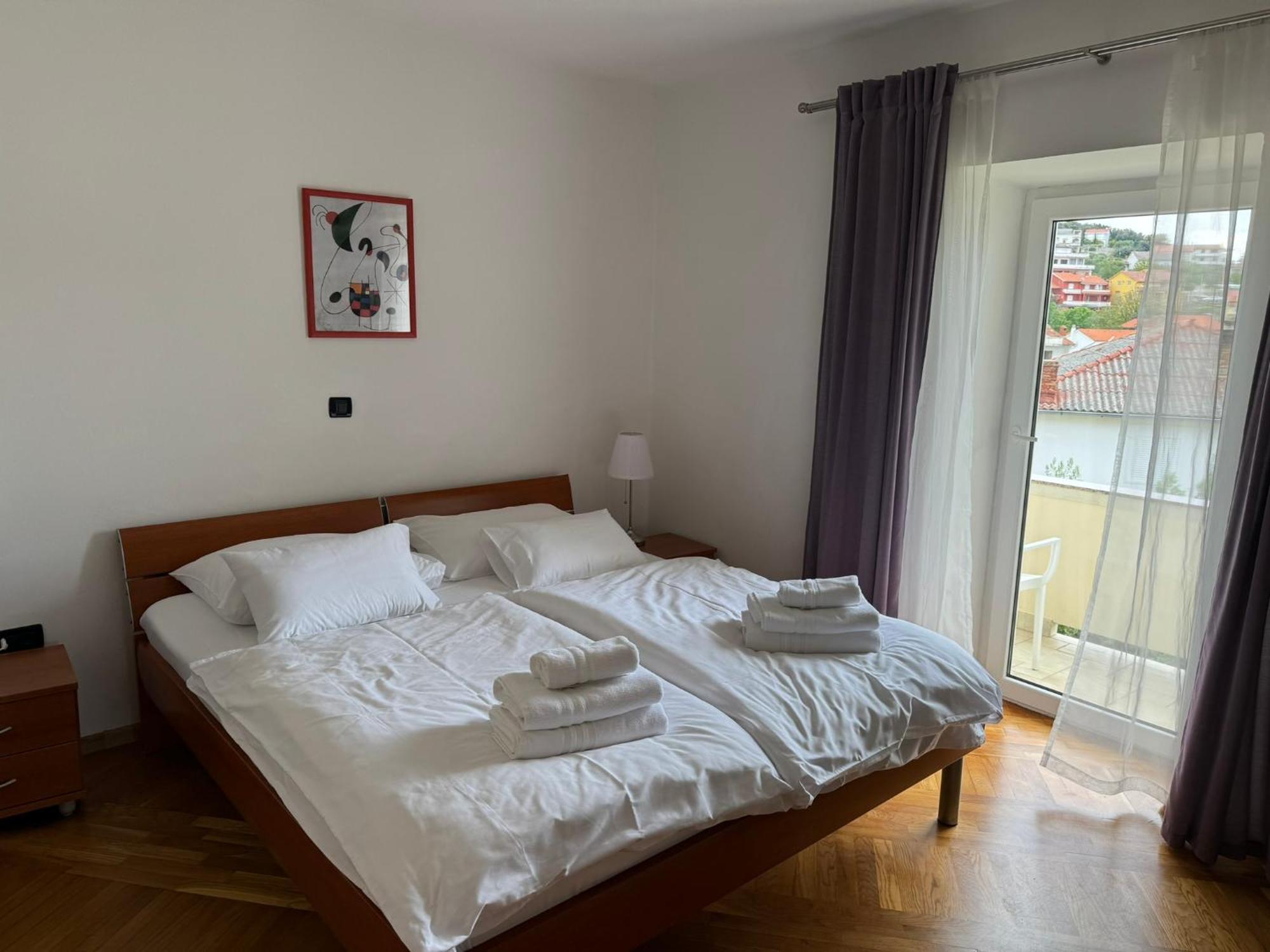 Apartments Trlika Kampor Екстер'єр фото